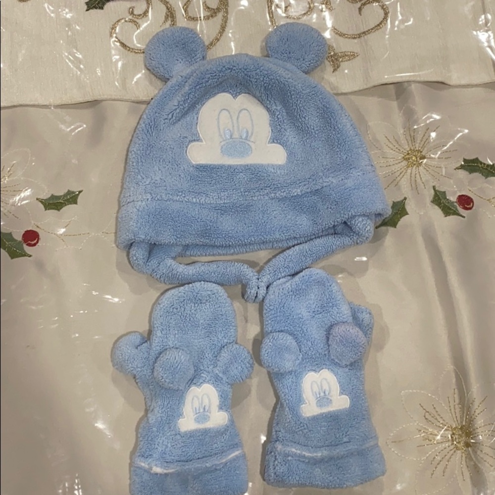 Mickey Mouse Baby Hat & Mittens